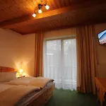 Hubertushof Beim Roemerbad 3* باد كلينكيرشهايم