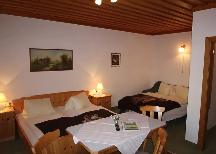 Hubertushof Beim Roemerbad Pensjonat